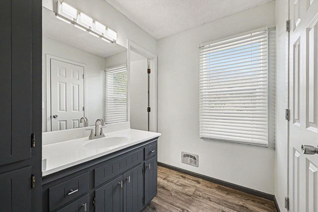 2804 Bryce Court, Burnsville, MN 55337