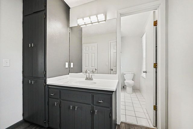 2804 Bryce Court, Burnsville, MN 55337
