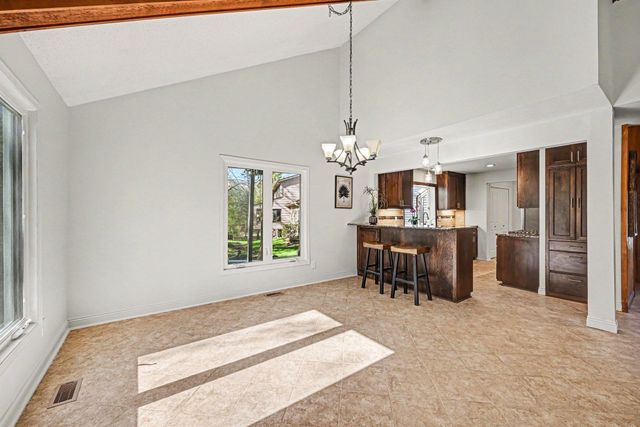 2804 Bryce Court, Burnsville, MN 55337
