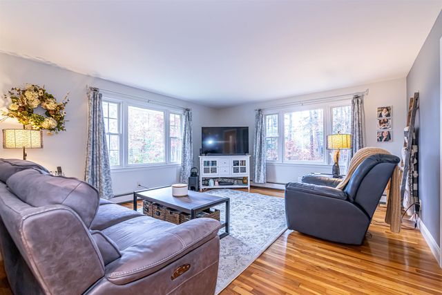 69 Bean Road, Merrimack, NH 03054