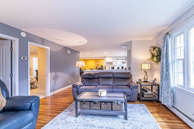 69 Bean Road, Merrimack, NH 03054