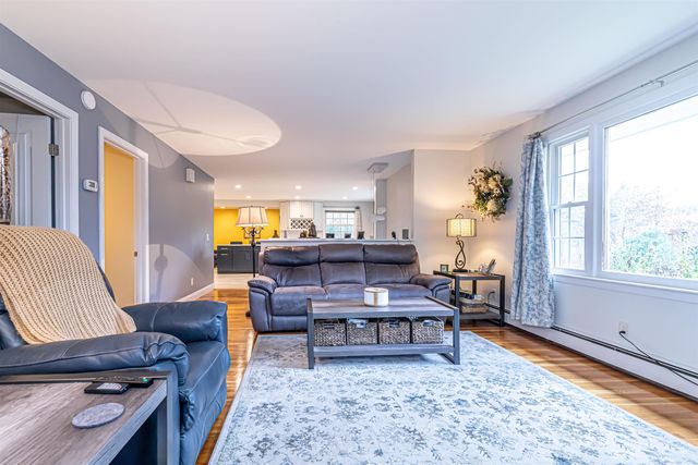 69 Bean Road, Merrimack, NH 03054
