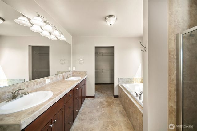 229 Sun Valley Drive, Wenatchee, WA 98801