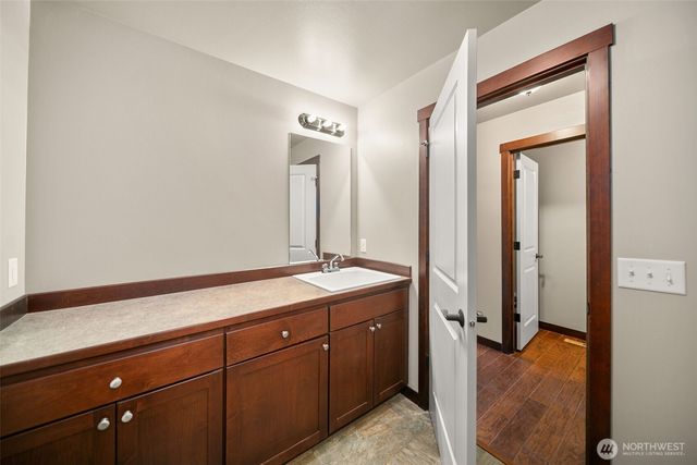 229 Sun Valley Drive, Wenatchee, WA 98801