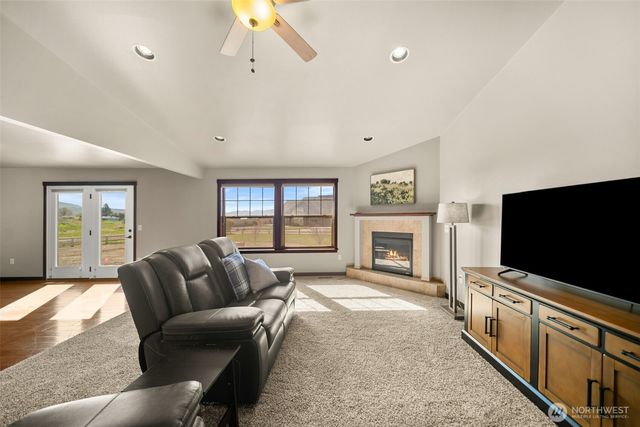 229 Sun Valley Drive, Wenatchee, WA 98801