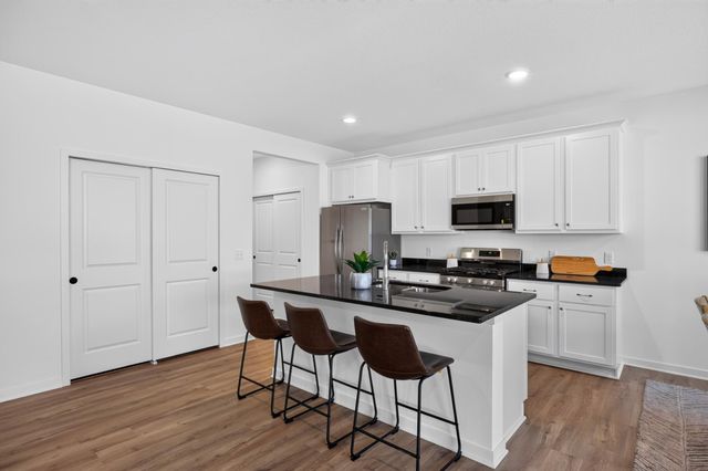 1792 Brandt Drive NE, Byron, MN 55920