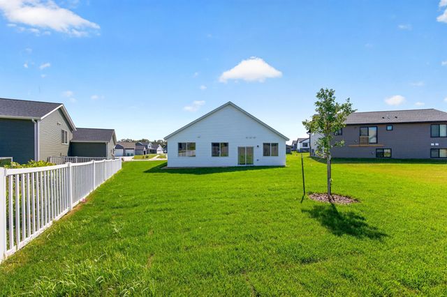 1792 Brandt Drive NE, Byron, MN 55920