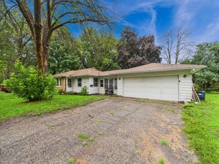 1117 Carlton Avenue, Faribault, MN 55021