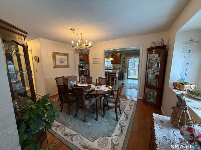 13 Quail Court, Windsor Locks, CT 06096