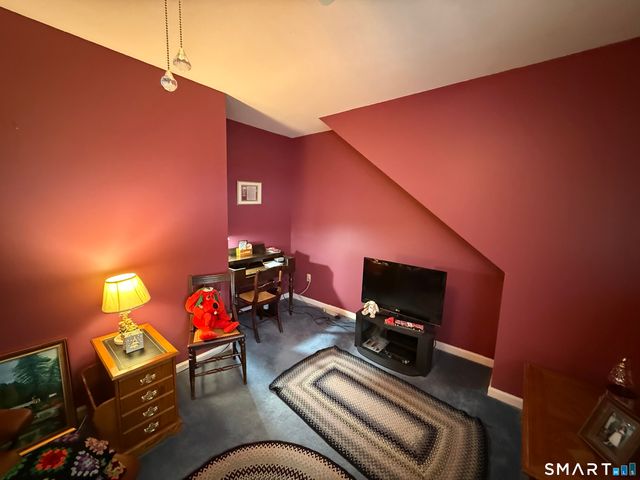 13 Quail Court, Windsor Locks, CT 06096