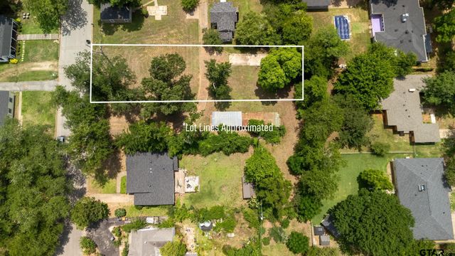 2121 S Sneed, Tyler, TX 75701