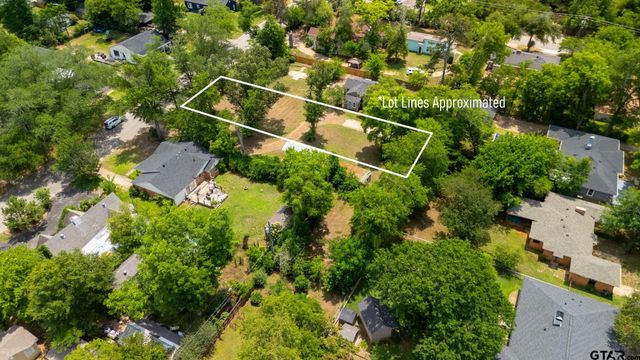 2121 S Sneed, Tyler, TX 75701