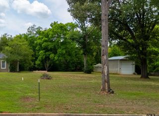 2121 S Sneed, Tyler, TX 75701