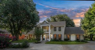 4004 Stonebridge Circle, Yukon, OK 73099