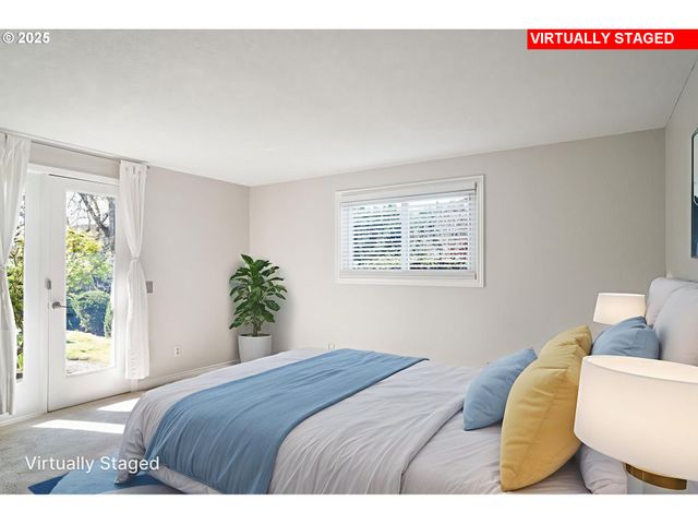 8305 Nw FRUIT VALLEY Rd, Vancouver, WA 98665