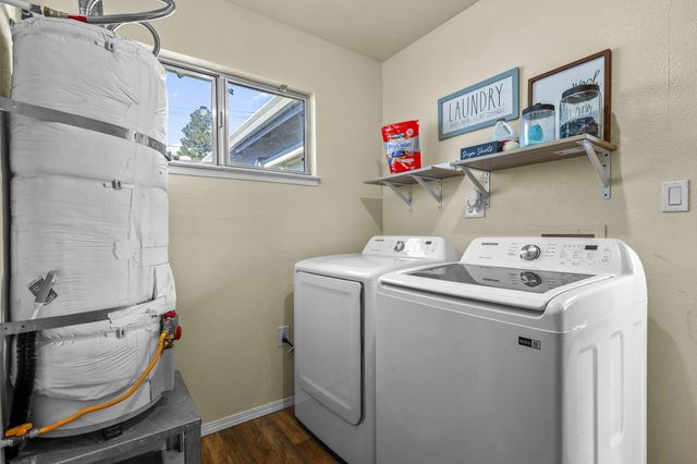 2455 Belladonna Street, Redding, CA 96002