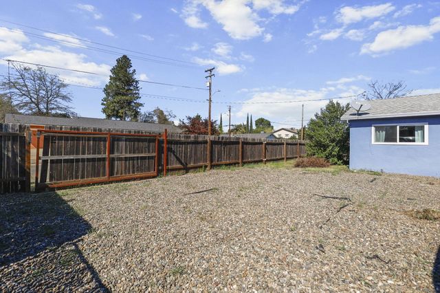 2455 Belladonna Street, Redding, CA 96002