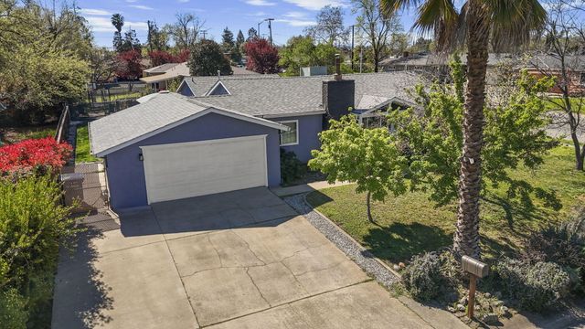 2455 Belladonna Street, Redding, CA 96002