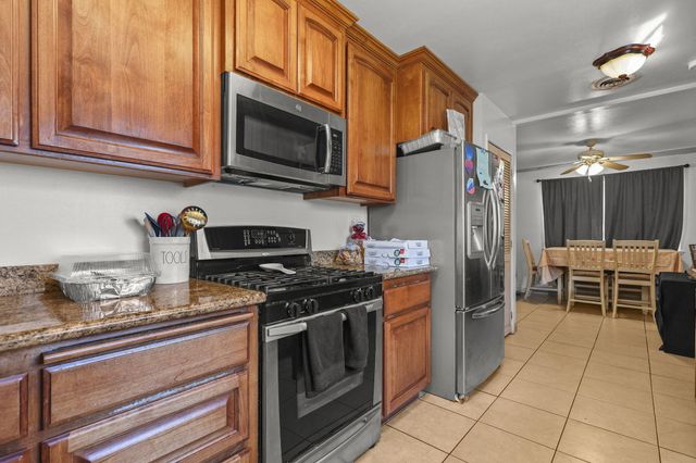 2455 Belladonna Street, Redding, CA 96002