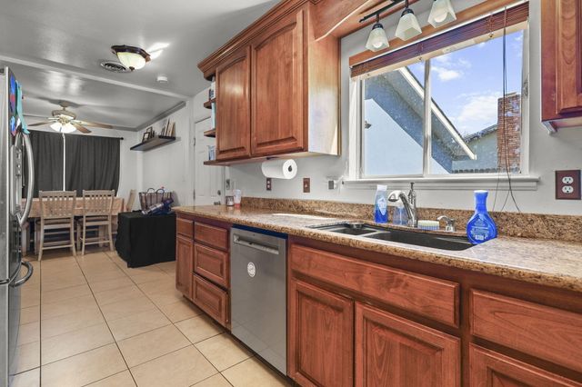 2455 Belladonna Street, Redding, CA 96002