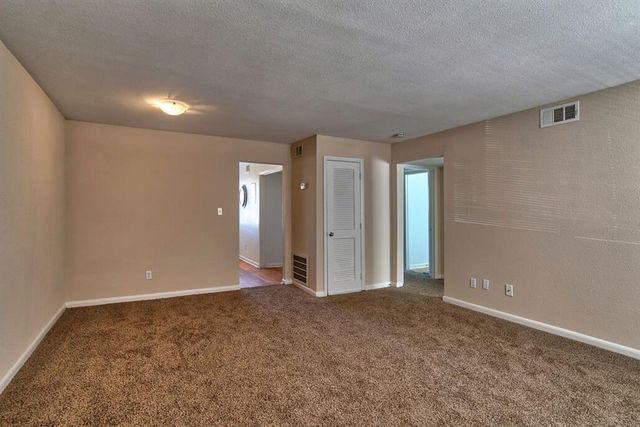300 Hurt Road 106, Smyrna, GA 30082