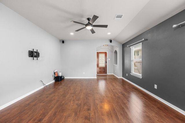 10806 Harston Drive, Tomball, TX 77375