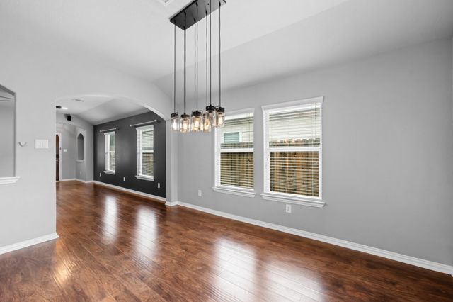 10806 Harston Drive, Tomball, TX 77375