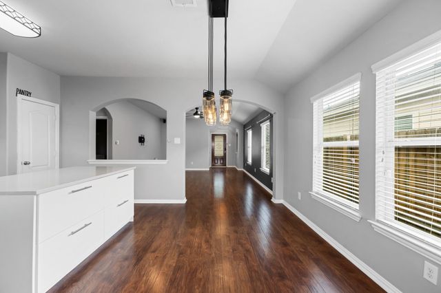 10806 Harston Drive, Tomball, TX 77375