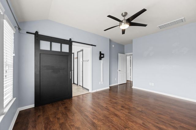 10806 Harston Drive, Tomball, TX 77375