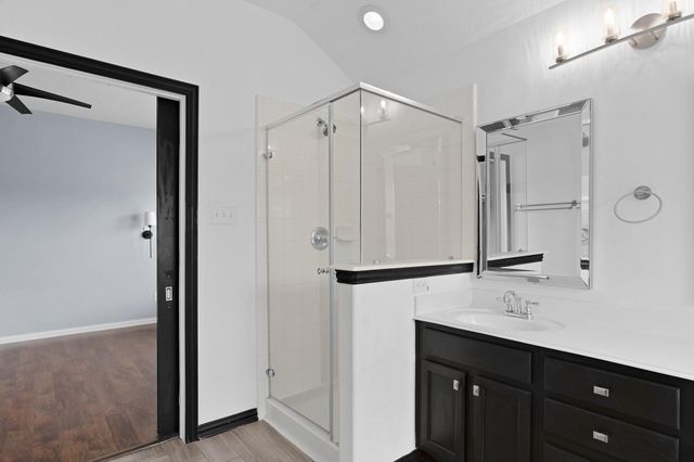 10806 Harston Drive, Tomball, TX 77375