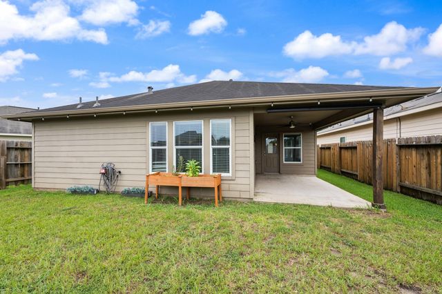 10806 Harston Drive, Tomball, TX 77375