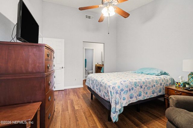 11066 WANDERING OAKS Drive, Jacksonville, FL 32257