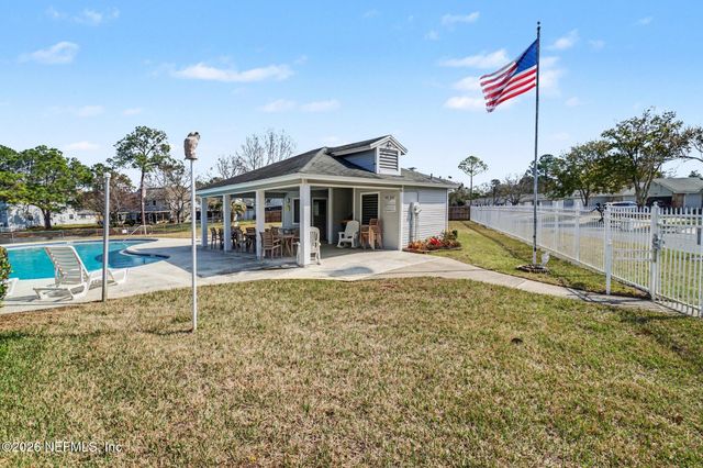 11066 WANDERING OAKS Drive, Jacksonville, FL 32257