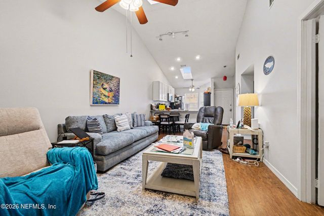 11066 WANDERING OAKS Drive, Jacksonville, FL 32257