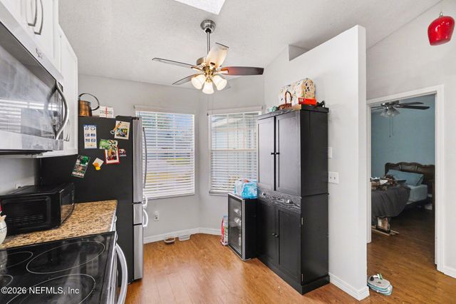 11066 WANDERING OAKS Drive, Jacksonville, FL 32257