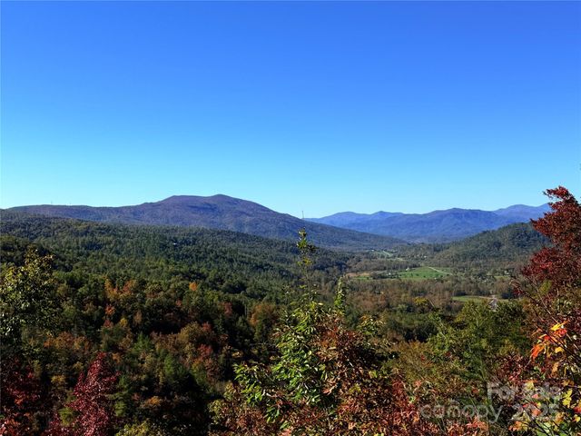 452 Wilderness Drive, Marion, NC 28752