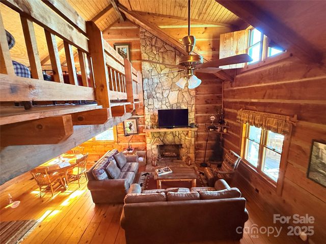 452 Wilderness Drive, Marion, NC 28752