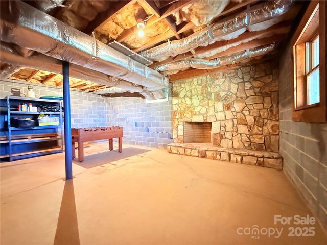 452 Wilderness Drive, Marion, NC 28752