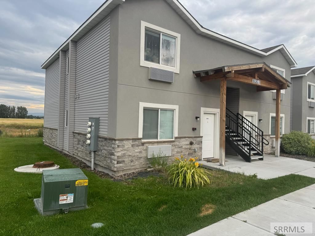 Image 1 of property listing at 310 Ella Lane # 6, Rexburg, ID 83440