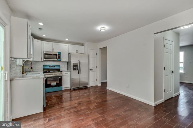 2704 TALL PNES, Pine Hill, NJ 08021