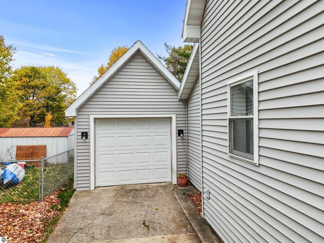 125 Mosser Street, Cadillac, MI 49601