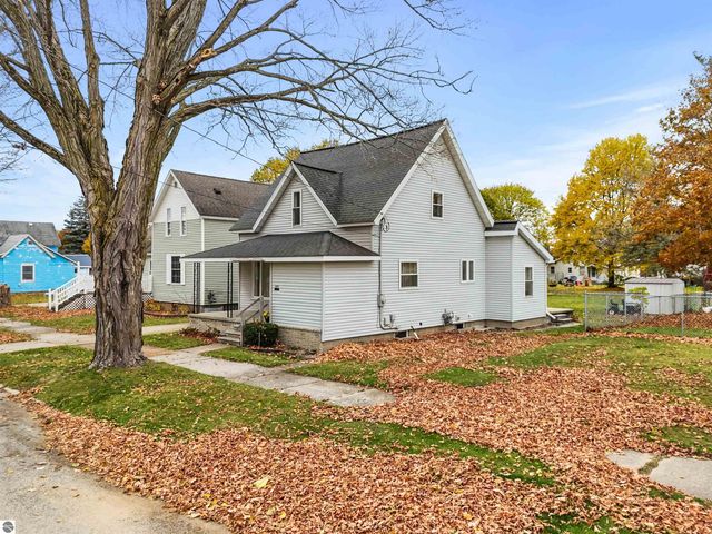 125 Mosser Street, Cadillac, MI 49601