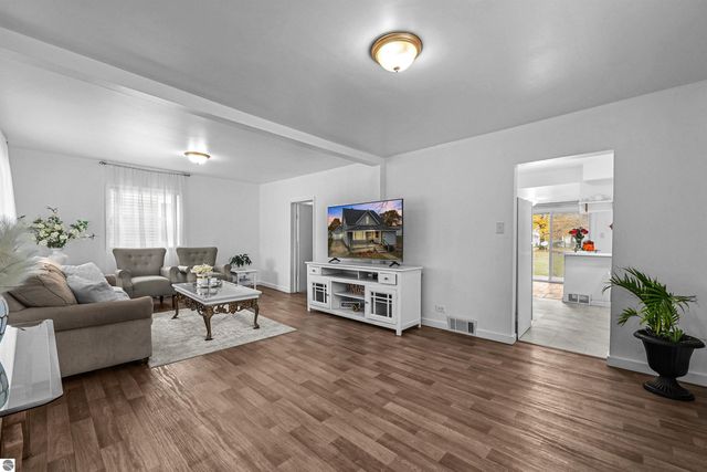 125 Mosser Street, Cadillac, MI 49601