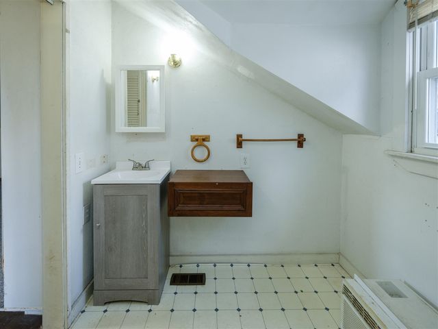 8876 E D Avenue, Richland, MI 49083