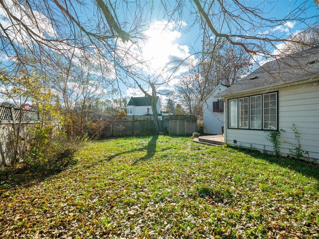 8876 E D Avenue, Richland, MI 49083