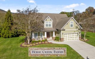 881 Lynnstone Drive, Chattanooga, TN 37405