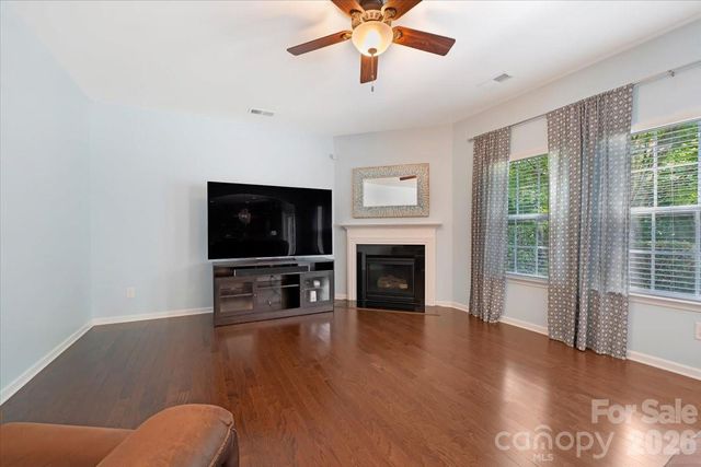 9718 Loughlin Lane, Charlotte, NC 28273