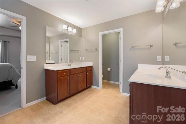 9718 Loughlin Lane, Charlotte, NC 28273