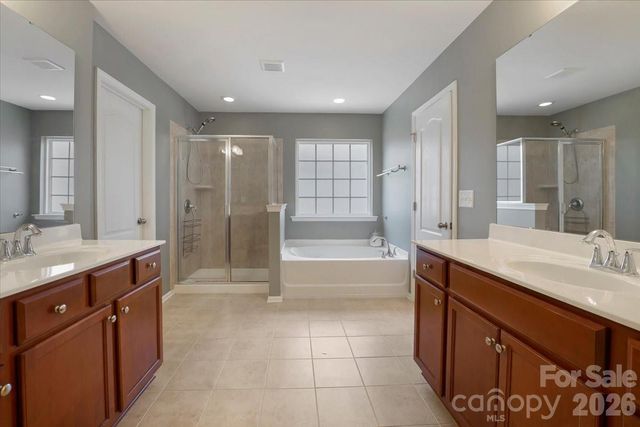 9718 Loughlin Lane, Charlotte, NC 28273