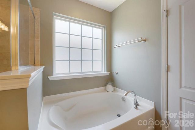 9718 Loughlin Lane, Charlotte, NC 28273